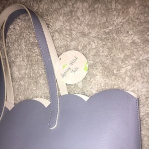 NWT Lavender scalloped tote